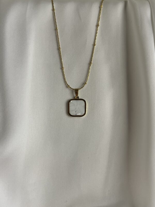 Round Square Stone Necklace - Image 2