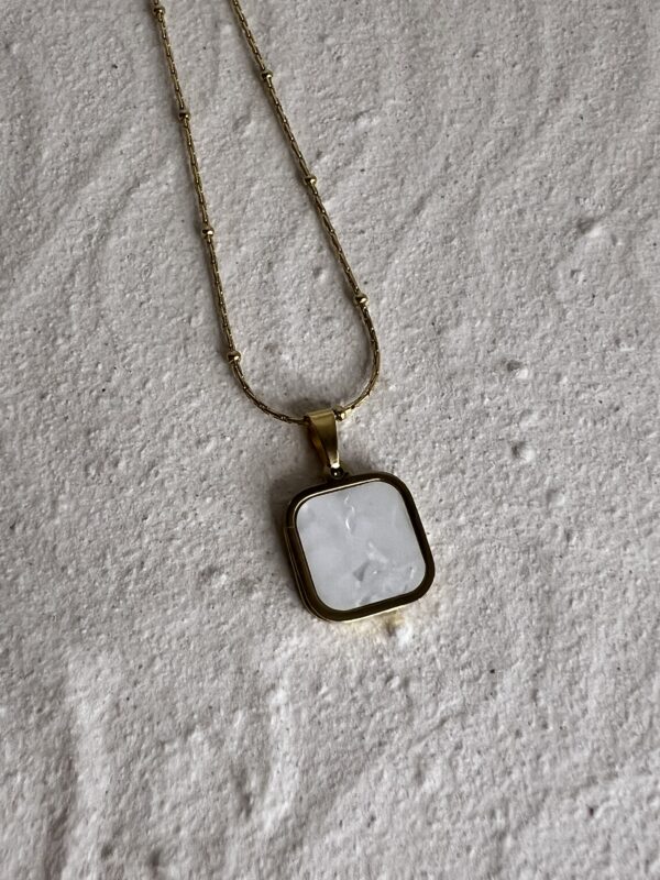 Round Square Stone Necklace - Image 3