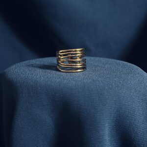 Layers Ring
