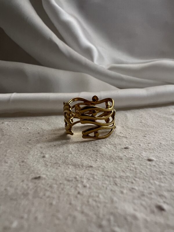 Hathor's Tree Ring - Image 3